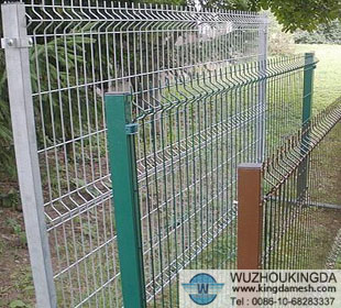 Welded wire mesh barriers 