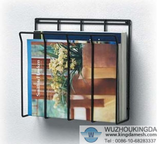 Wire wall magazine rack