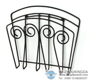 Wire wall magazine rack