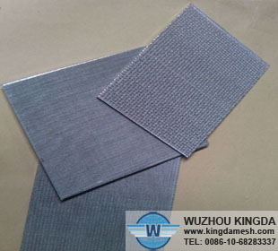 Stainless steel woven mesh disc