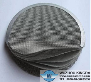 Stainless steel woven disc