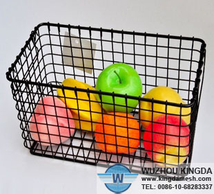 Metal vegetable basket