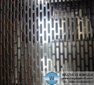 Slotted hole perforated plate