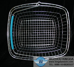 Small wire mesh shopping basket