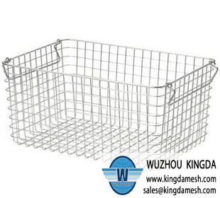 Wire mesh storage basket 