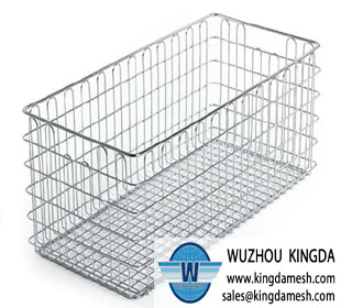 Wire mesh storage basket 