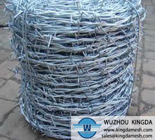 Razor barbed wire coil