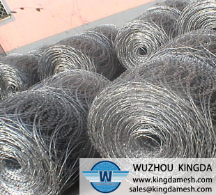 Barbed stainless steel wire mesh