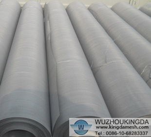Three-heddle weave stainless steel wire mesh