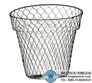 Round wire mesh trash basket