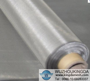 Stainless steel sieving cloth